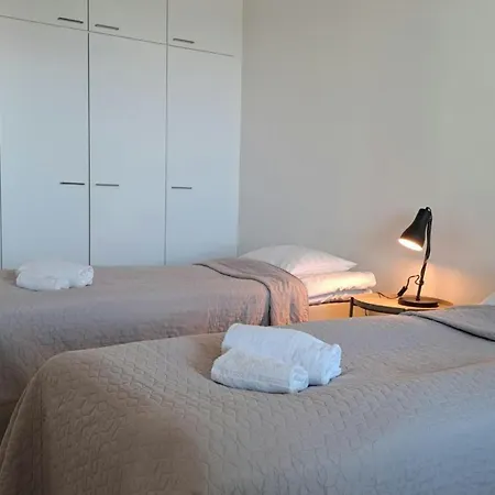 Apartment Spacious For 6 In Jatkasaari